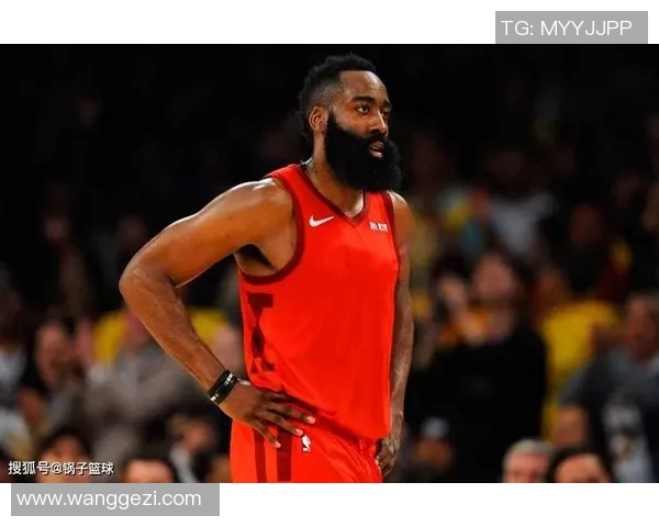 数据揭示:三分王本赛季表现起伏不定 数据揭示:三分王本赛季表现起伏不定